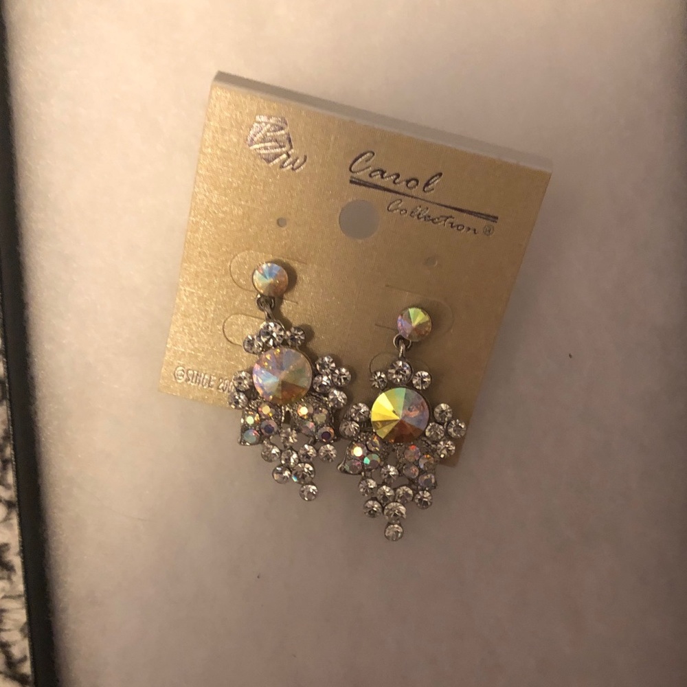 Adorable costume earrings 🥰